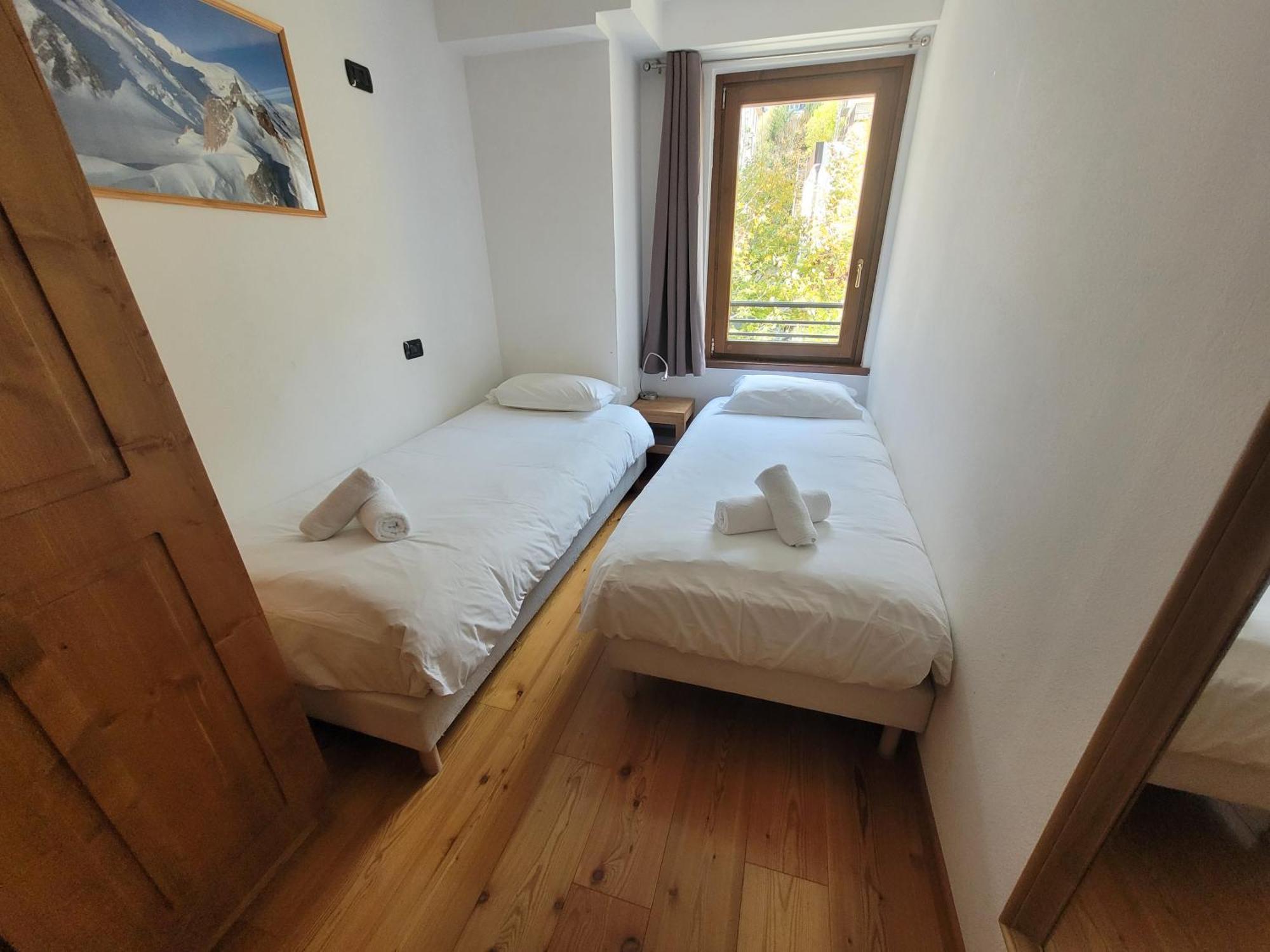 Cham'Heart, 4-Star Apartments In Chamonix Centre With Free Private Parking Room photo