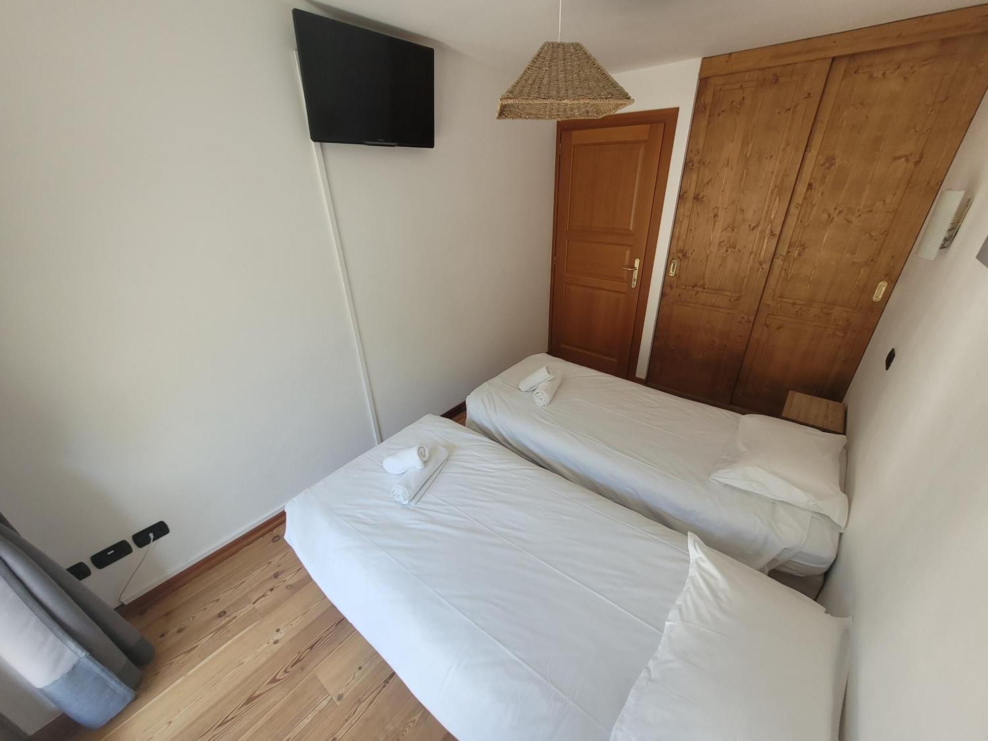 Cham'Heart, 4-Star Apartments In Chamonix Centre With Free Private Parking Room photo