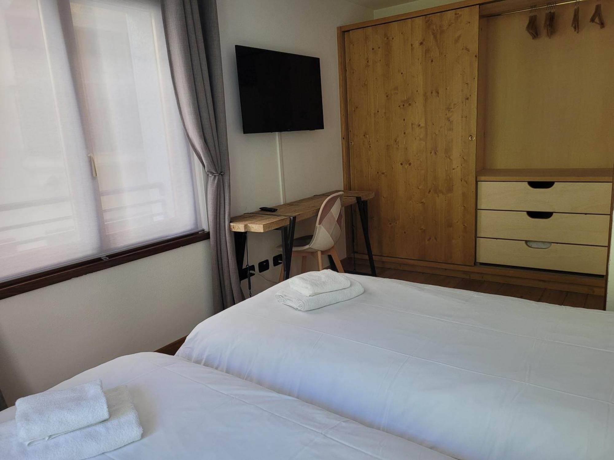 Cham'Heart, 4-Star Apartments In Chamonix Centre With Free Private Parking Room photo