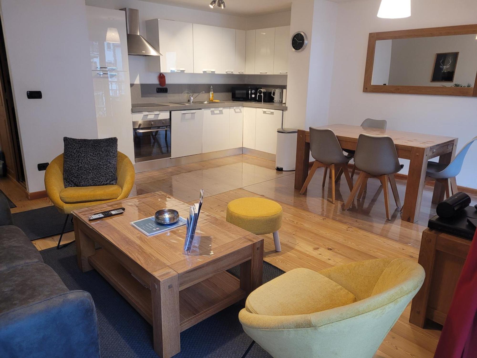 Cham'Heart, 4-Star Apartments In Chamonix Centre With Free Private Parking Room photo